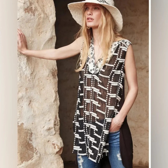 Anthropologie brand tiny , Embroiderd black and off white Chaparral Tank - Picture 1 of 10